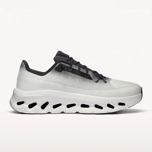 Cldtilt – Black | Ivory